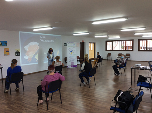 En encuentro recogió la visión y experiencias de las mujeres rurales, las de profesionales que trabajan en pueblos y las de víctimas de violencia de género producida en el medio rural.
